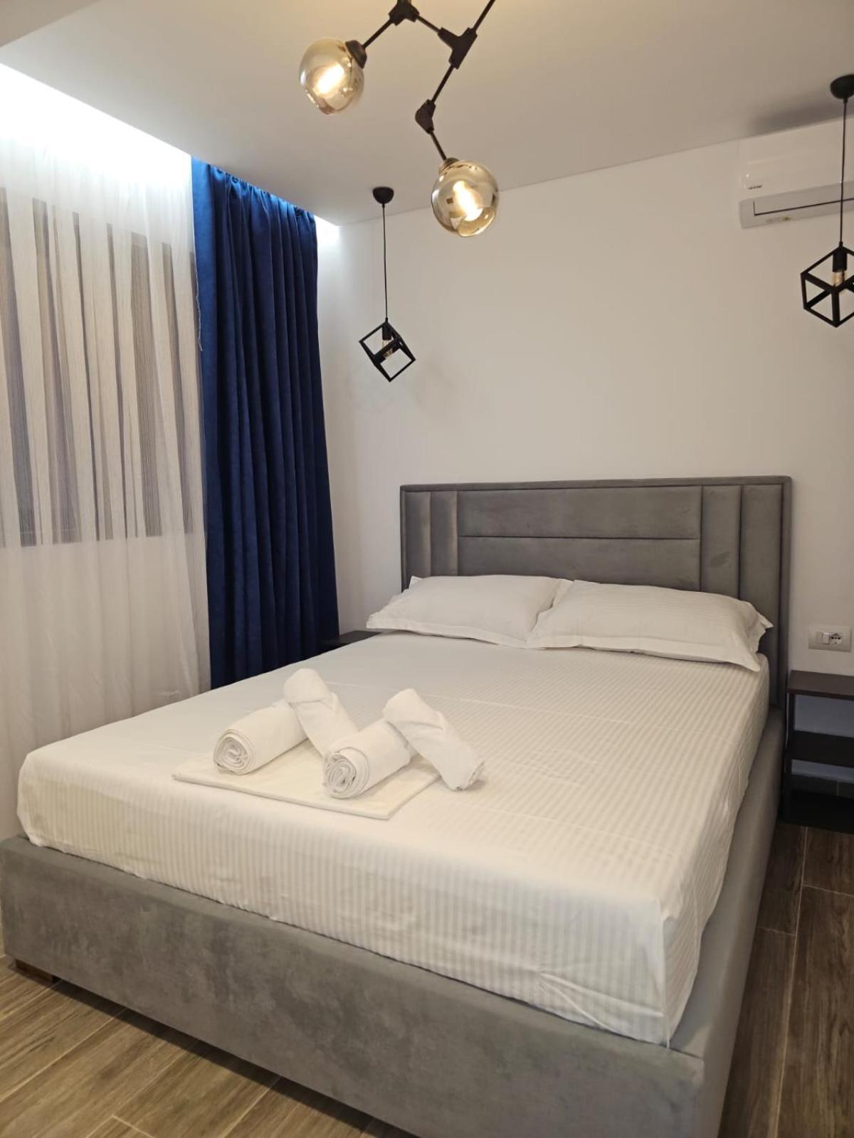 Ardit Seaside Rooms ساراندا المظهر الخارجي الصورة