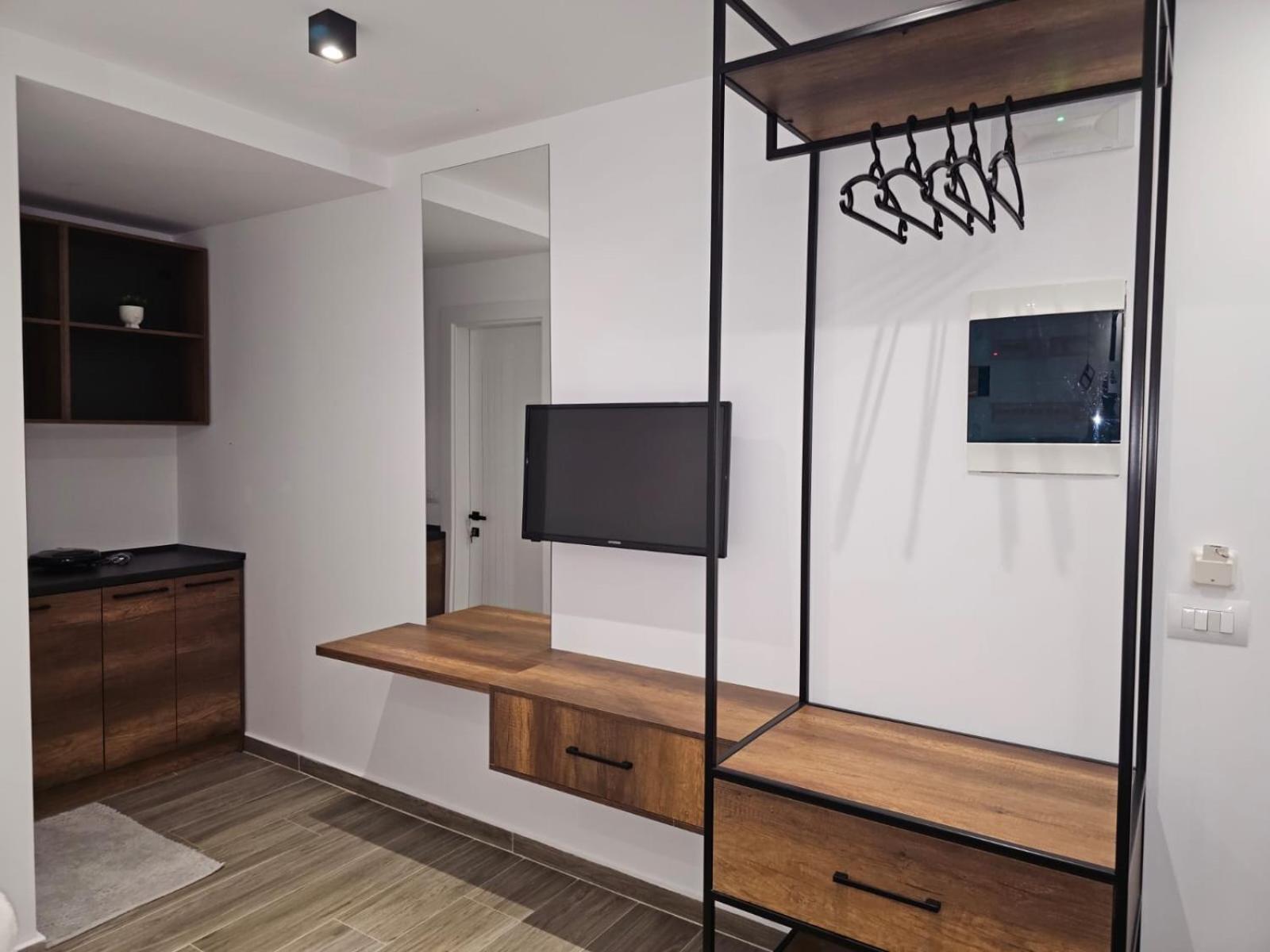 Ardit Seaside Rooms ساراندا المظهر الخارجي الصورة