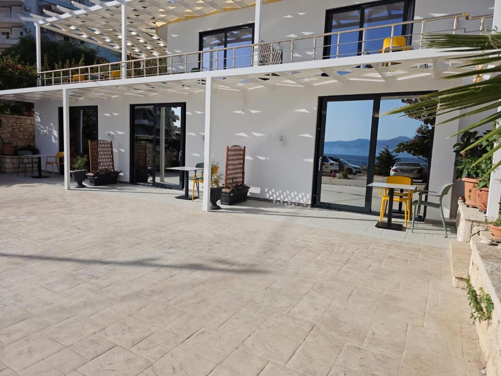 Ardit Seaside Rooms ساراندا المظهر الخارجي الصورة