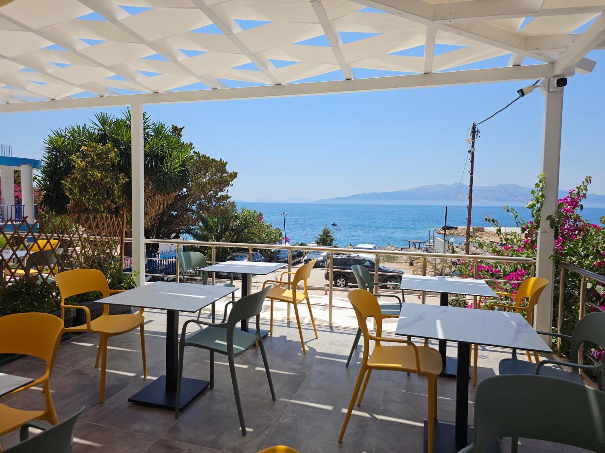 Ardit Seaside Rooms ساراندا المظهر الخارجي الصورة